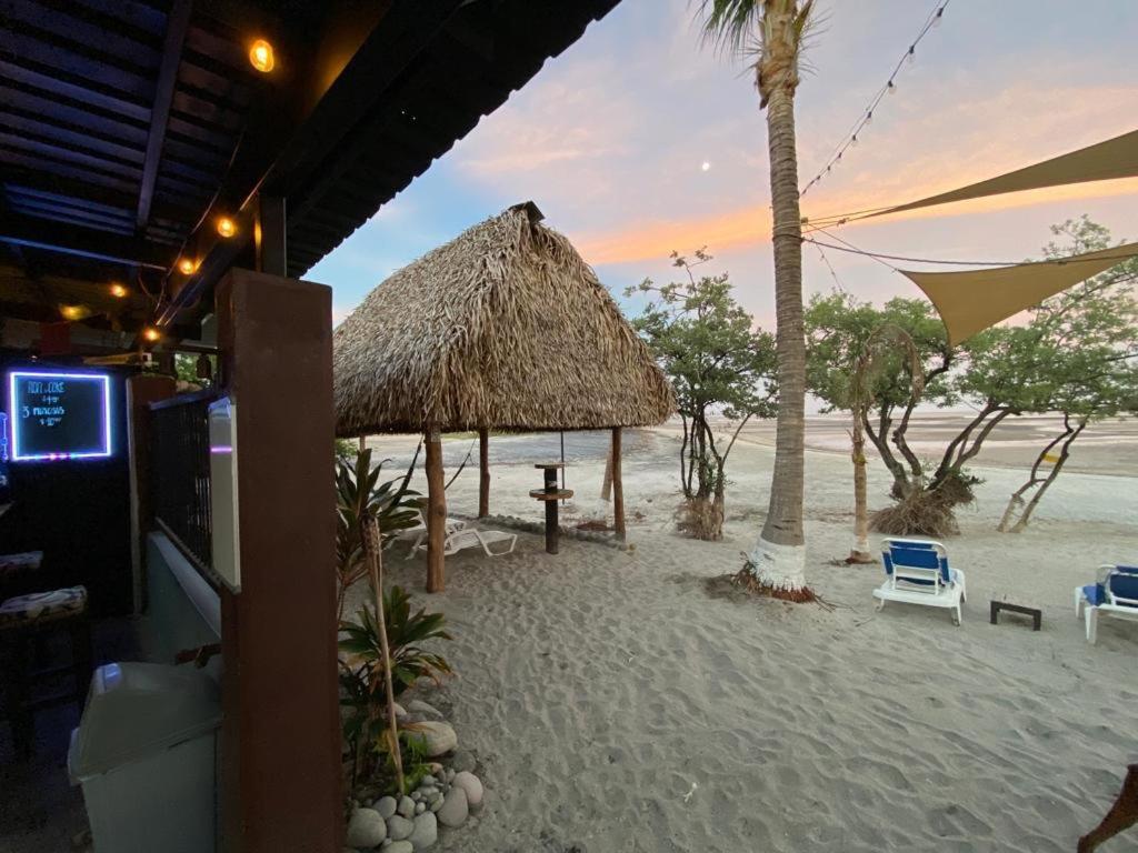 San Carlos Surf Resort & Eco Lodge 외부 사진