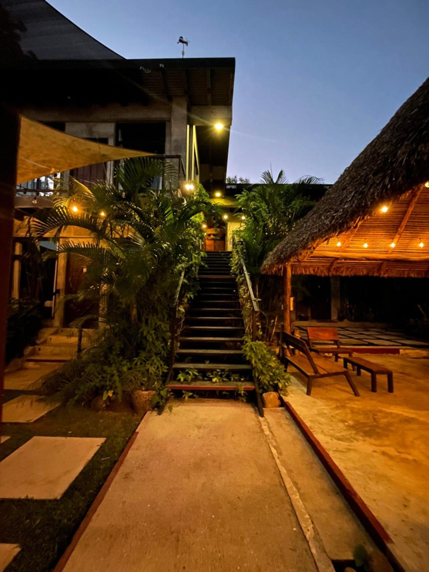 San Carlos Surf Resort & Eco Lodge 외부 사진